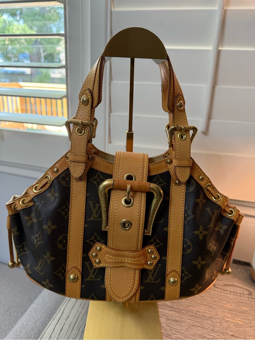 AUTHENTIC Louis Vuitton Monogram Sologne / Thebes PM ✨ 20 year old beauty 🥰